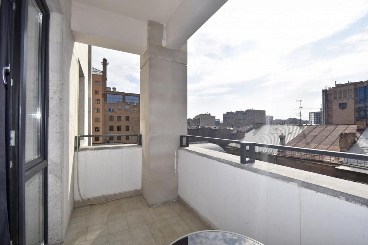 Rent Inn Yerevan On Koghbaci Street Bagian luar foto