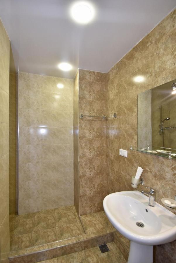 Rent Inn Yerevan On Koghbaci Street Bagian luar foto